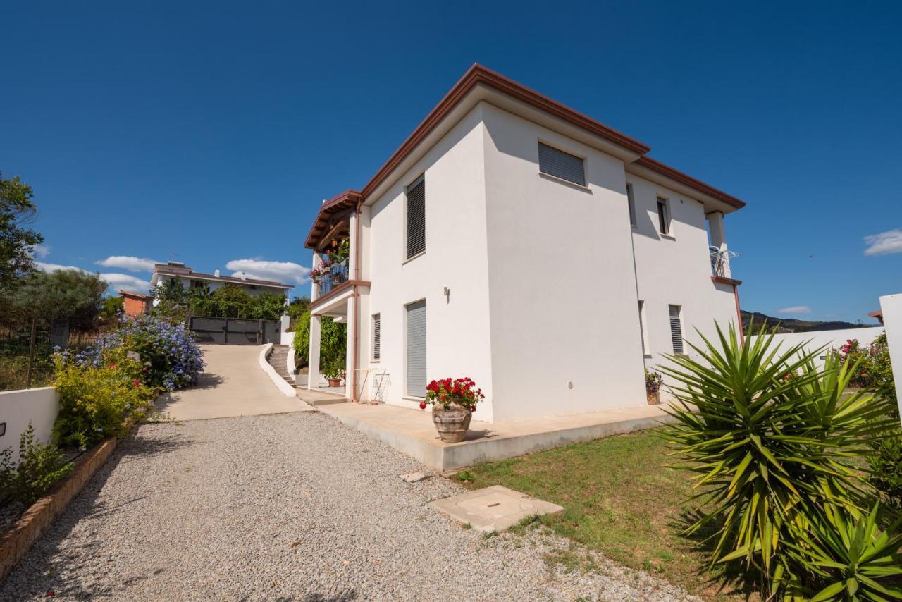 Giglio Marino Bed & Breakfast Tortolì Exterior foto